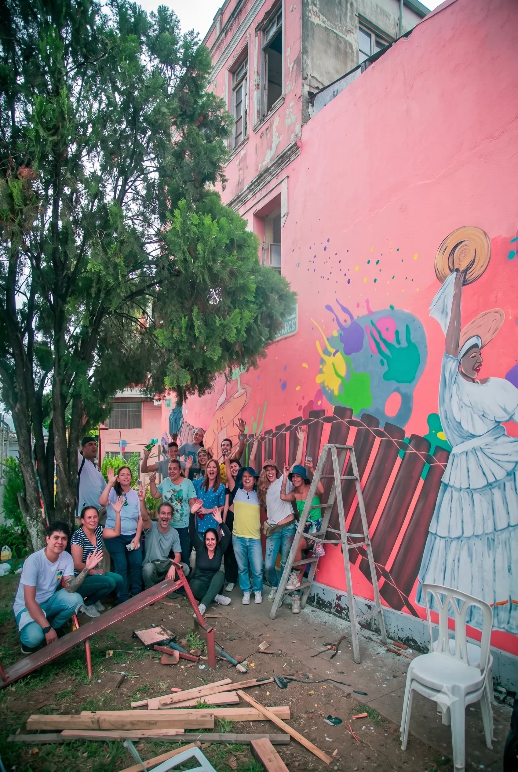 Muralismo Colectivo “Cali se Construye con Todos”
